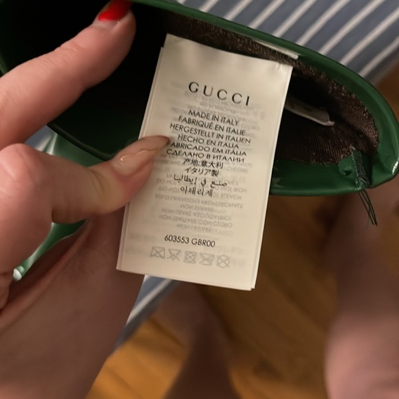 Extremely rare NWOT Gucci “latex” gloves - Picture 7 of 7